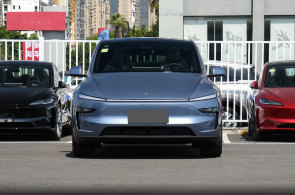 2026年了，新势力都在堆料，为什么懂车的人最后都买了Model Y？